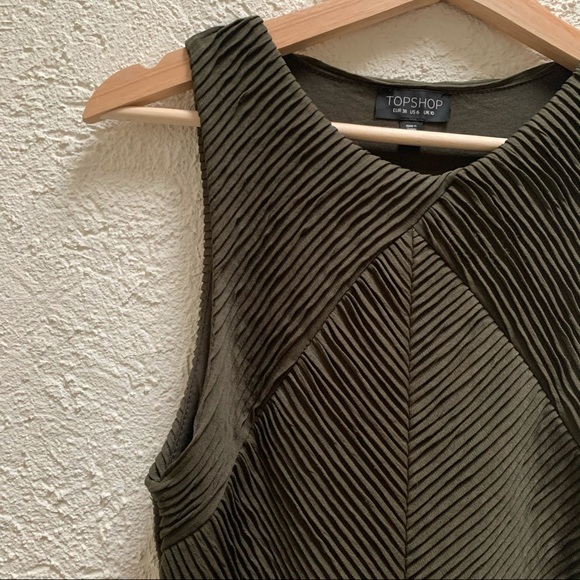 TOPSHOP | Textured Dress | size 10 - Picture 2 of 13